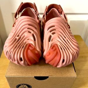 🐷 🌸 CROCS x SALEHE BEMBURY KUWATA 🦩🩰